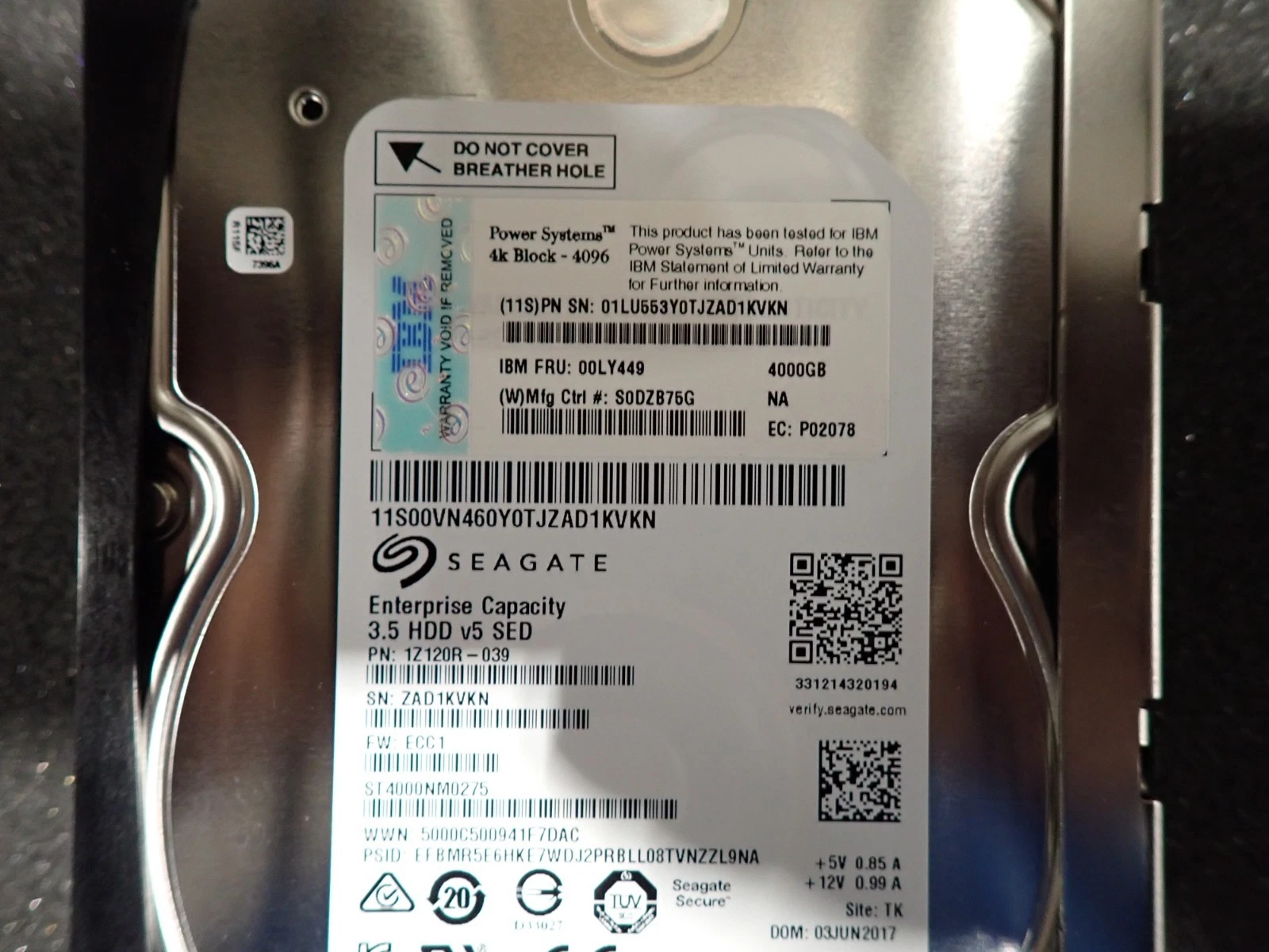 hgst hus724040ala640 hdd 4tb sata 6gb/s 7.5k 3.5" 512 b/s 0f19459 (100% health) hgst hus724040ala640 hdd 4tb sata 6gb/s 7.5k 3.5" 512 b/s 0f19459 (100% health)